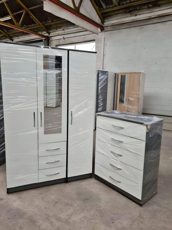 3 Door Wardrobe - Image 3