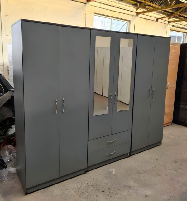 6 Door Wardrobe - Image 4