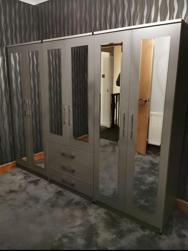6 Door Wardrobe - Image 5